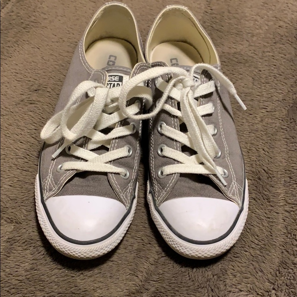 Charcoal gray converse.